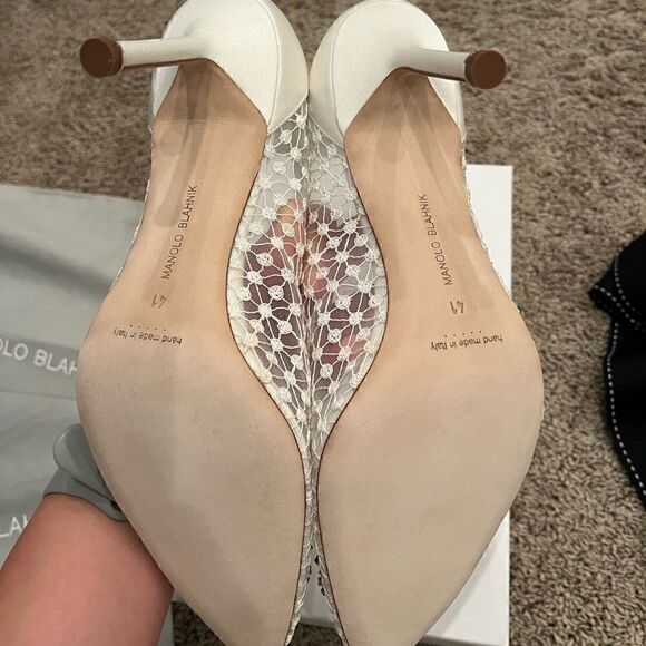 NWB Manolo Blahnik Hangisi 41 Lace - Picture 4 of 10